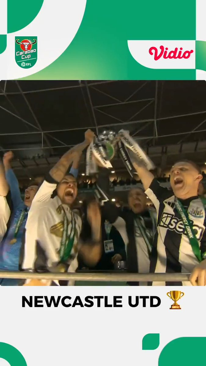 Newcastle akhirnya buka puasa untuk pertama kalinya sejak 1969. Dahaga yang sangat lama! 56 tahun. Gelar CarabaoCup pertama sepanjang sejarah Newcastle. Perayaan gelar yang sangat dinanti-nanti The Magpies. Gelar nyata. Siapa puasa lebih lama?