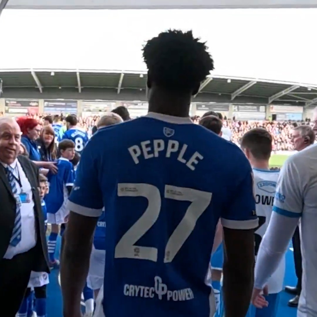 𝐖𝐞'𝐫𝐞 𝐀𝐥𝐥 𝐓𝐨𝐰𝐧 𝐀𝐫𝐞𝐧'𝐭 𝐖𝐞? 💙 🎟️ Season tickets for the 2025/26 campaign have now gone on sale at the 'Early Bird' prices. Get your season ticket(s) here ⬇️ #Spireites