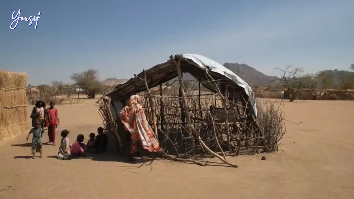 جبال النوبة: شهادات مروعة عن جرائم مليشيا الدعم السريع (الجنجويد) تقرير نزل اليوم من قناة Channel 4 البريطانية ضمن برنامج Unreported World في جبال النوبة، تروي إحدى الناجيات أن مليشيا الدعم السريع (الجنجويد) قتلت رجال عائلتها لمجرد أنهم من النوبة، حيث أعدمت سبعة منهم أمام عينيها، ثم هددها المسلحون قائلين إنه إذا لم تغادر، فسيكون مصيرها القتل أيضًا. شهادات أخرى تكشف عن انتهاكات مروعة، حيث استخدمت المليشيا الاغتصاب كسلاح حرب، مستهدفة النساء النوبويات بشكل خاص. وسط هذه المآسي، تعمل نفيسة، وهي ممرضة فرت من الحرب، على تقديم الرعاية الطبية في مخيم يضم 5000 نازح. تدير وحدها عيادة صغيرة بإمكانات محدودة، وتعتمد فقط على صندوق إسعافات أولية توفره السلطات المحلية. لكنها لا تعالج الجروح الجسدية فقط، بل تحاول دعم النساء اللواتي تعرضن للاغتصاب، حيث استمعت إلى شهادات مروعة عن نساء اختُطفن واحتُجزن لشهور فقط لأنهن من النوبة، وأصبحن ضحايا للعنف الجنسي الممنهج. رغم ضعف مواردها وإرهاقها الشديد، تواصل نفيسة نضالها لإنقاذ ما يمكن إنقاذه، في وقت يستمر فيه العالم في تجاهل معاناة السودان. هذا جزء من التقرير مترجم