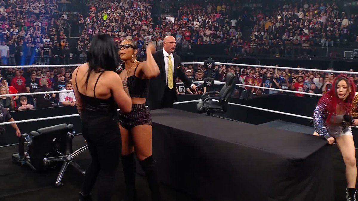 CONTRACT SIGNED ... by RHEA RIPLEY?! 😲 #WWERaw