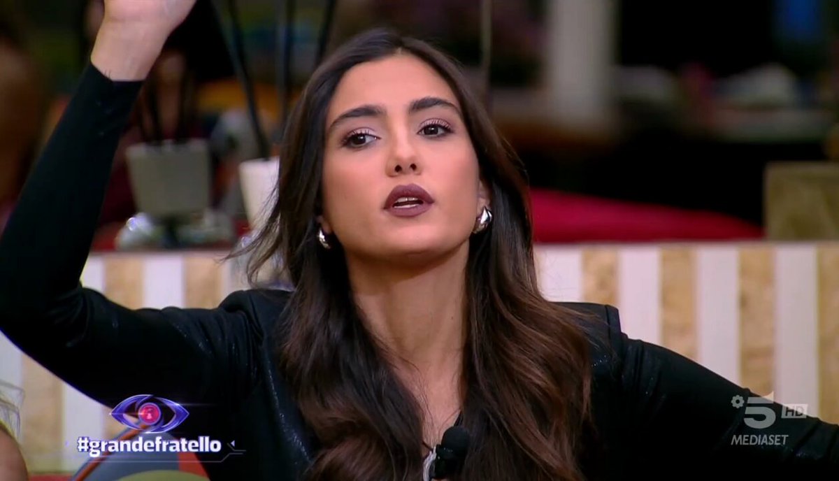 STO PARLANDO IO HELENA STO PARLANDO IO HELENA