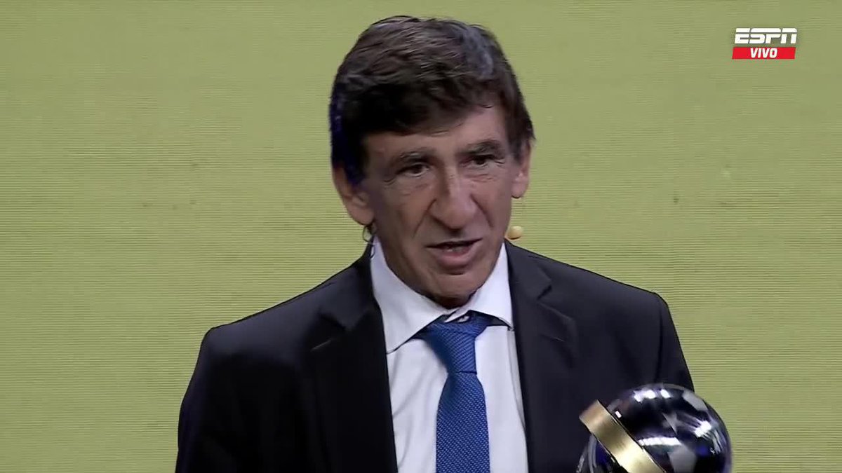 "Gustavo Costas": Porque fue homenajeado en el sorteo de la #Sudamericana
