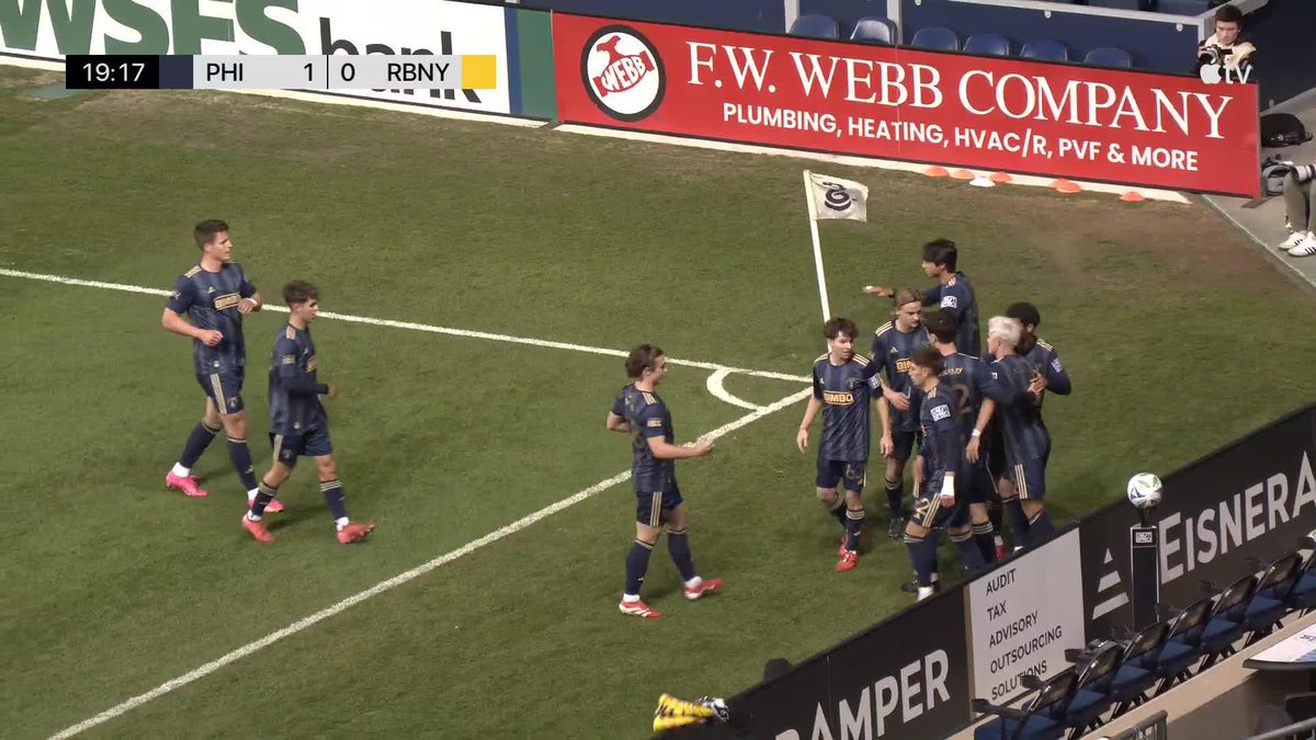 🇺🇸 CAVAN SULLIVAN (‘09) WITH A PERFECTLY PLACED FREE KICK TO OPEN THE SCORING 🇺🇸