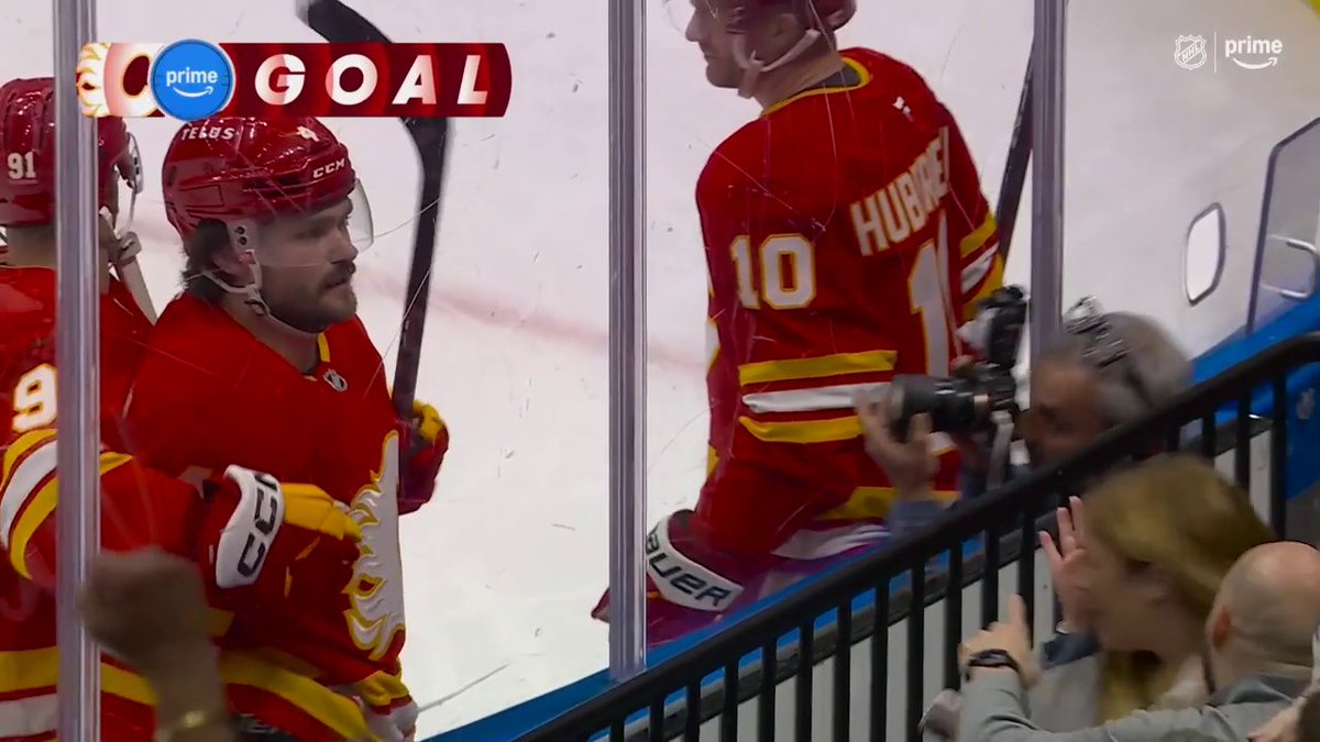 Rasmus Andersson went full stare down celly to the Yacht Club 👁️👁️