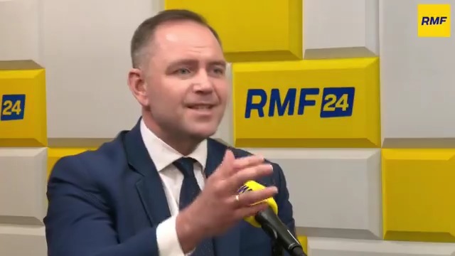 ‼️ Czy Karol Nawrocki pomógłby krajom nadbałtyckim podczas ataku rosji? "Ja wyznaję zasadę (...), że sojusznicy bronią tylko tych, którzy potrafią się bronić". Przez ponad 2 minuty nie potrafił odpowiedzieć na pytanie o reakcję w trybie art.5 traktatu NATO 🤦 Wspaniały kandydat