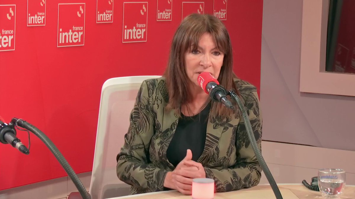 Présidentielle 2022 : "Évidemment que quand je me suis lancée dans la présidentielle, je savais qu'on perdrait", confie Anne Hidalgo, en expliquant n'avoir pu se résoudre à laisser "le drapeau du parti socialiste par terre" car autrement, "il ne se serait plus relevé" #le710Inter