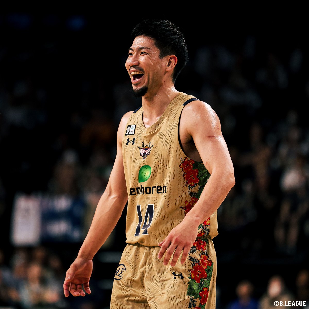 天皇杯を初めて「沖縄」の地に🏆 記念すべき100回大会でその名を刻んだMr.キングス❤️‍🔥🌺 琉球#14 岸本 隆一（PG・SG｜176cm） 岸本隆一 Kishimoto Ryuichi 琉球ゴールデンキングス公式 #Bリーグ #天皇杯