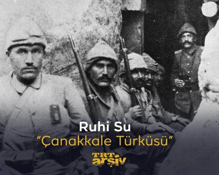 “Çanakkale içinde aynalı çarşı Ana ben gidiyorum düşmana karşı” Çanakkale Zaferi'nin yıl dönümünde, Ruhi Su yorumuyla dinliyoruz: “Çanakkale Türküsü” 🇹🇷