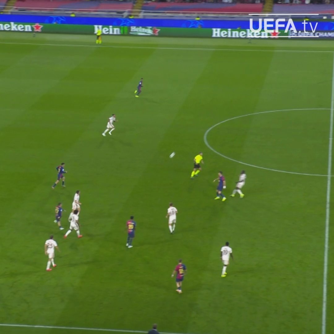 Le catalogue de buts de BZ de Raphinha en LDC ça vient parler d’autres joueurs pour le ballon d’or