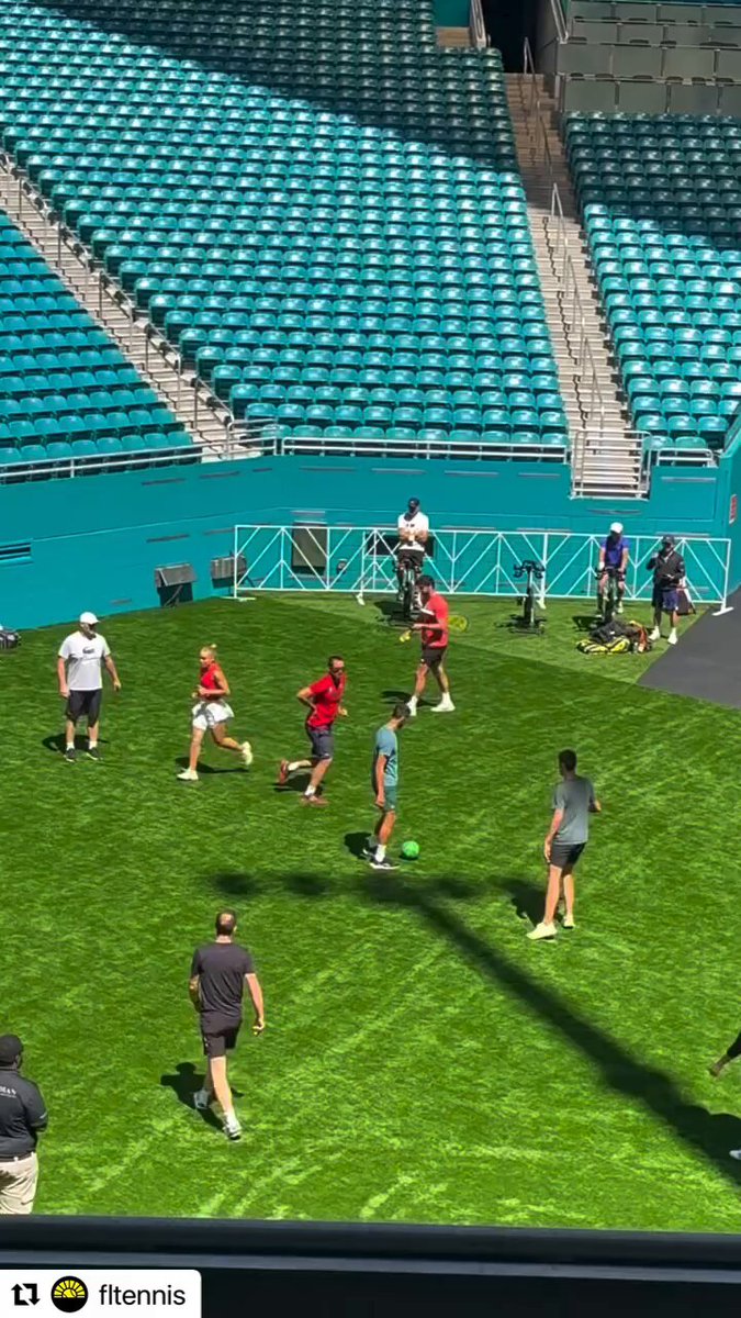 Practice done 👍🏻 Novak and Andy showcase their soccer skills in the Miami Open players’ area! ⚽️