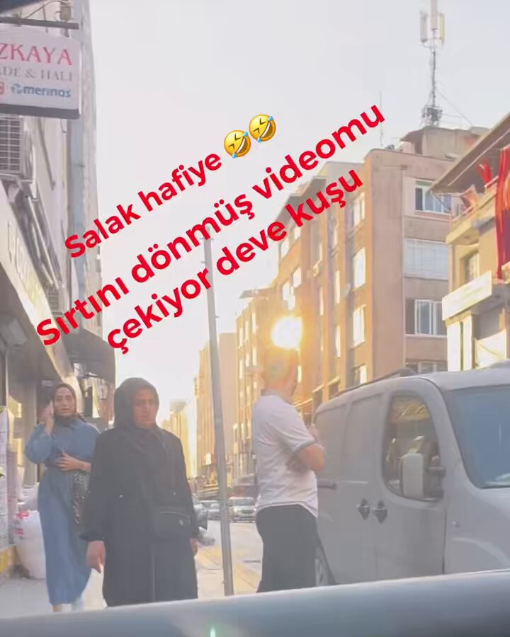 Başını kuma koymuş k.çı gözükmüyor sanıyor Kuytulcu :) Alparslan Kuytul lan olum yolladığın heriflerin hepsi asalaktı lan.Sakın bi daha bu aptallara iş falan verme.