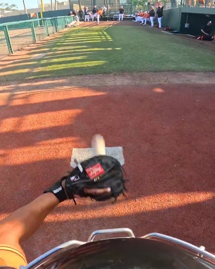 CATCHER CAM! 🤯 We strapped a GoPro on Samuel Basallo at #SpringBreakout!