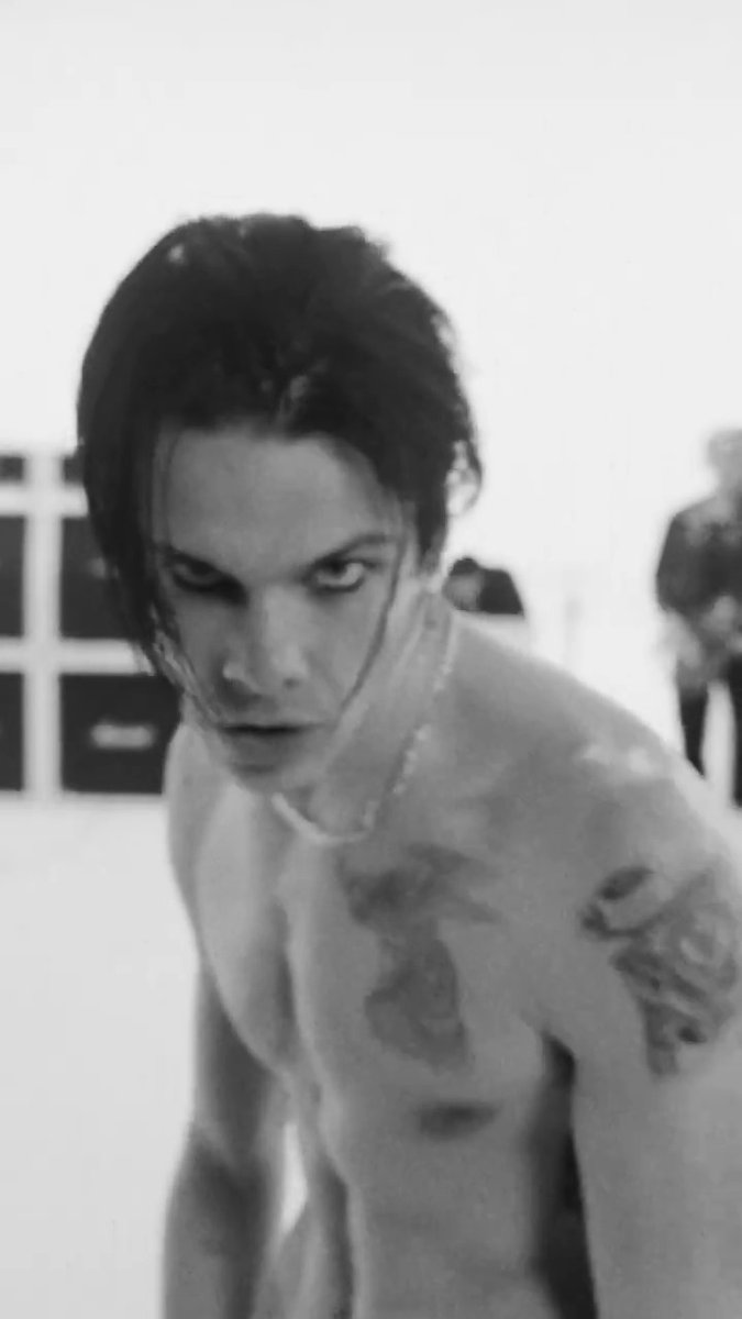 Saying hello to YUNGBLUD's new music video for "Hello Heaven, Hello" streaming NOW on MTV Live + MTVU 👋☁️
