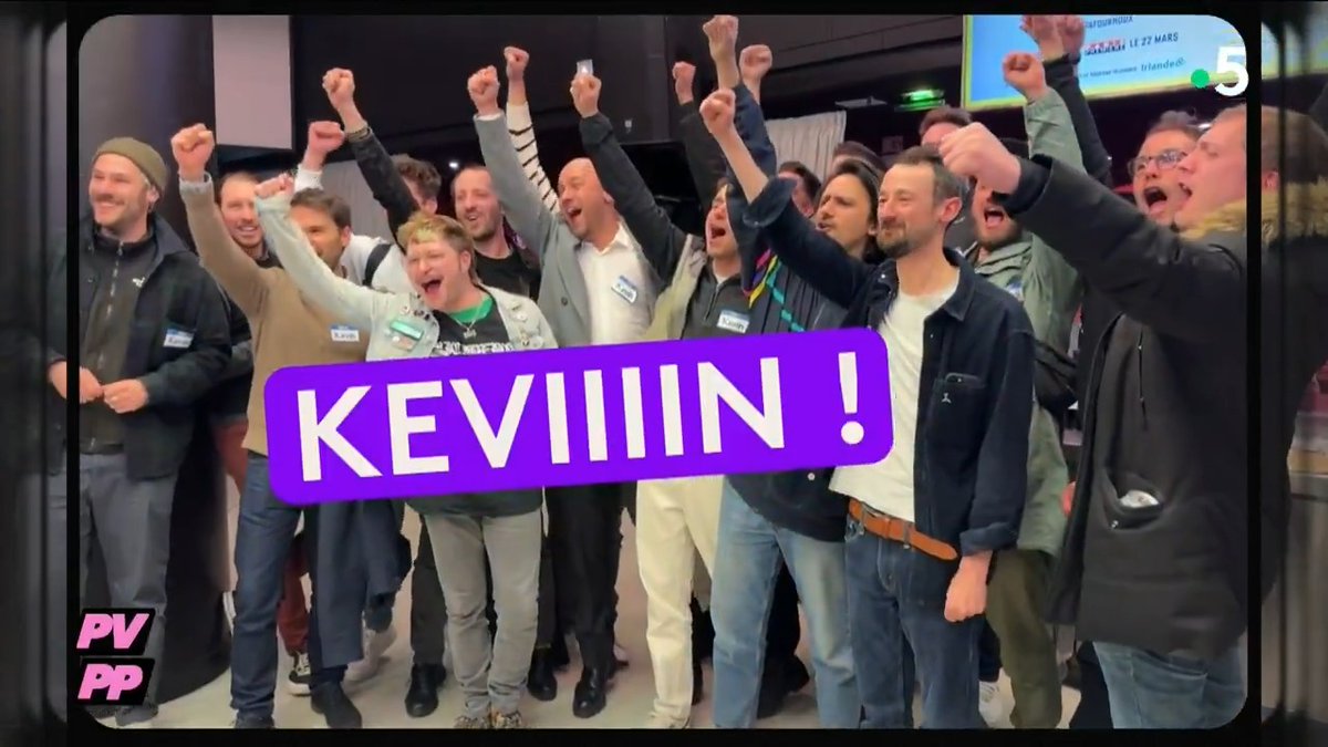 🤭 "Sauvons les Kévin !" : hier soir, à Paris, nous étions à la projection du documentaire visant à réhabiliter ce prénom, souvent victime de clichés et de moqueries. Plus de 80 Kévin des quatre coins de la France se sont rassemblés : c'est le #PVPP de Mohamed Bouhafsi #CàVous