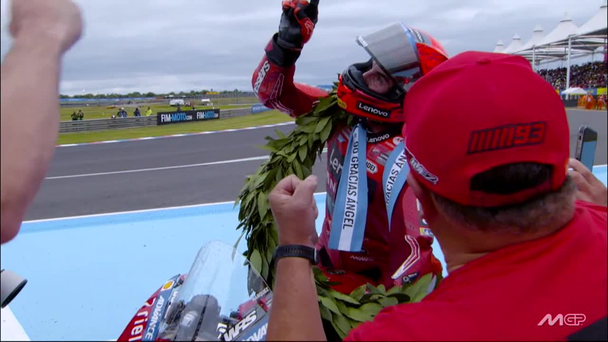 After a high-speed #ArgentinaGP, here are some slow-mo actions to help you relax 🐌 #MotoGP