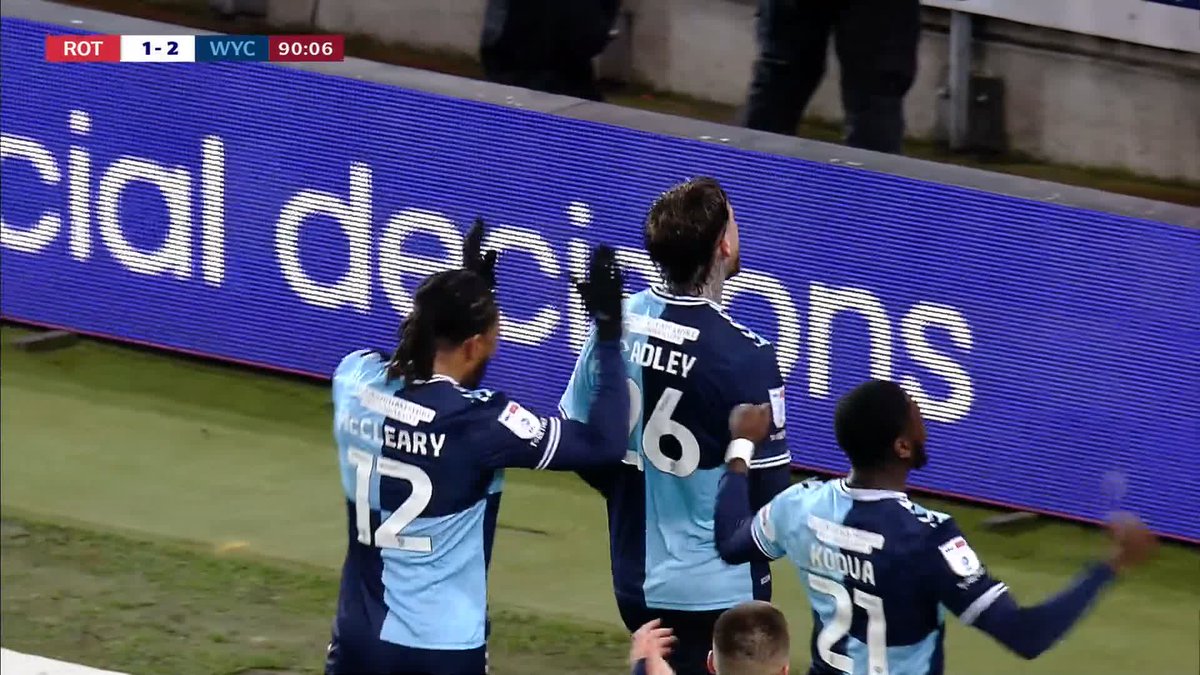 Wycombe take the lead late in the game with a goal from Sonny Bradley! 😨
