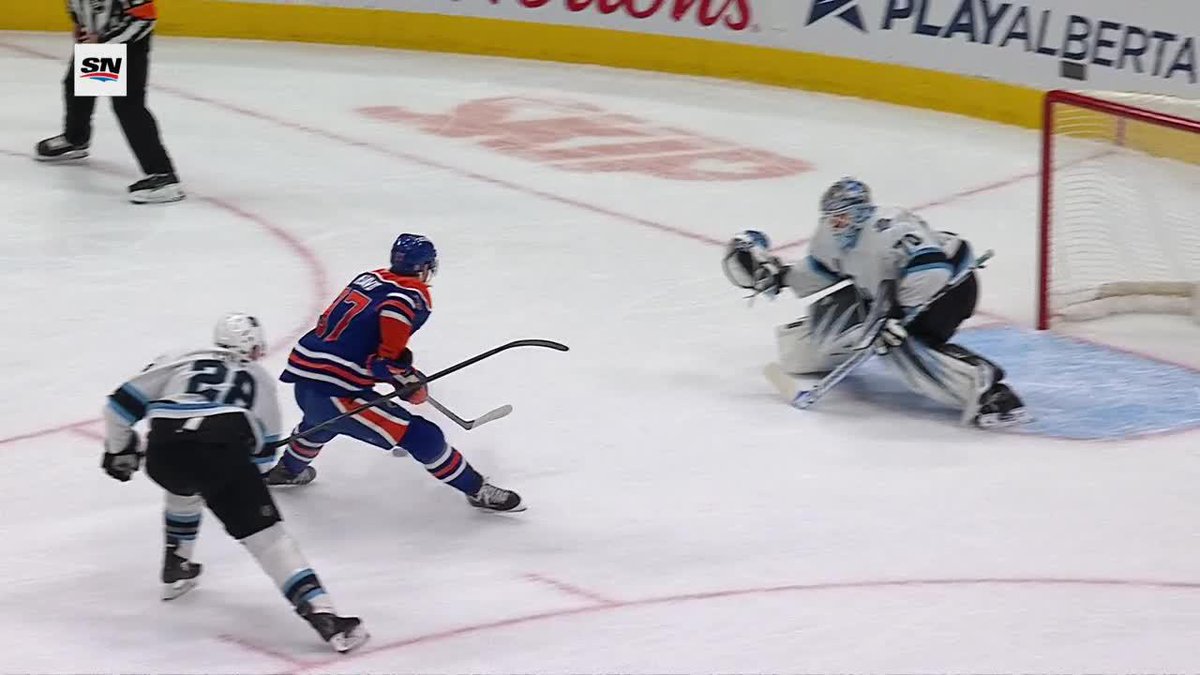 Now Utah see him, now Utah don't 😅 #LetsGoOilers