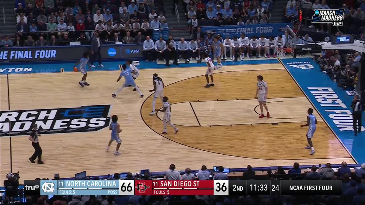 North Carolina CONTINUES to pour it on 🤯 #MarchMadness Carolina Basketball