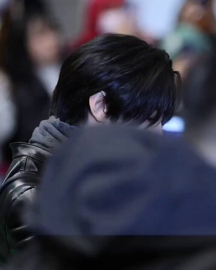 ૮ ･⩊- აᯤ🎧🐾⁺ ˖˚