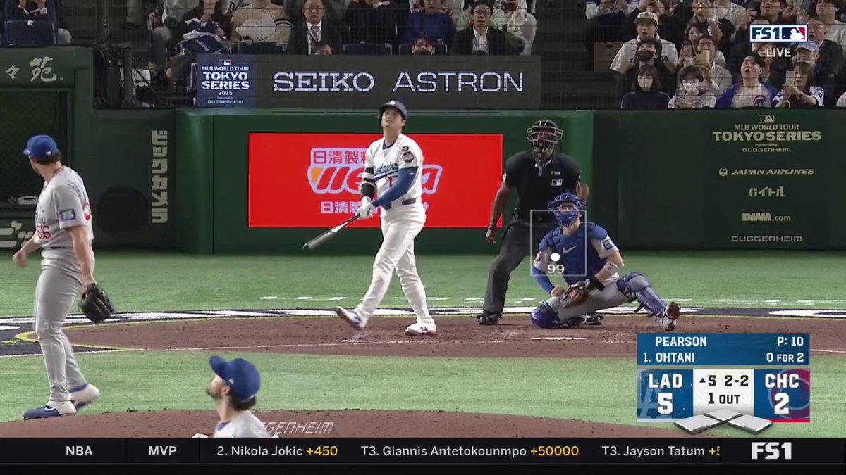 大谷翔平、第1号ホームラン🔥 右中間にソロホームラン! ビデオ判定が行われるも 判定覆らずそのまま本塁打に! 東京ドームで第1号HR 🎥FOX Sports: MLB #大谷ホームラン #ドジャース #大谷翔平