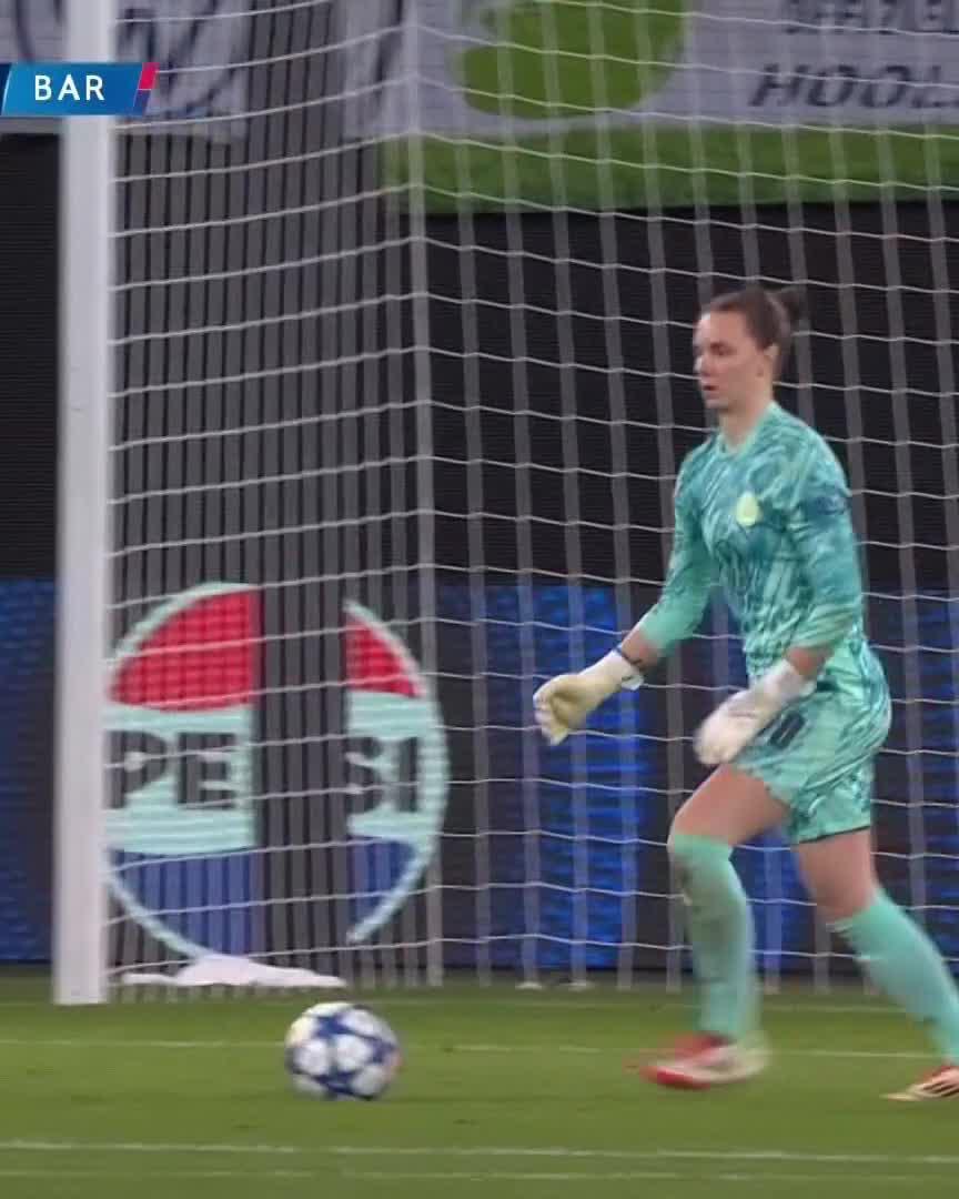 💎 SYDNEY SCHERTENLEIB SCORES HER FIRST CHAMPIONS LEAGUE GOAL!