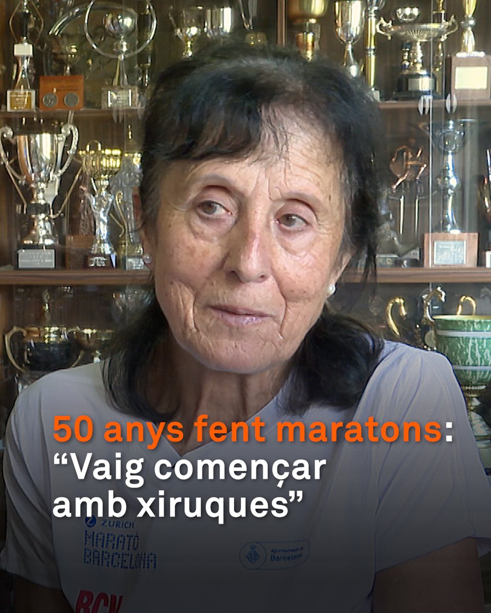 "Vaig començar corrent amb texans i xiruques. No sabia ni quina distància tenia una marató. I ara en porto 163." Quima Casas té 73 anys i continua fent maratons com si el temps no passés. Aquest any ha acabat la de Barcelona en menys de cinc hores