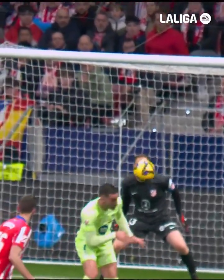 🎯💥🦈 El 𝐭𝐢𝐛𝐮𝐫𝐨́𝐧 mordió dos veces. Ferran Torres | #LALIGAHighlights