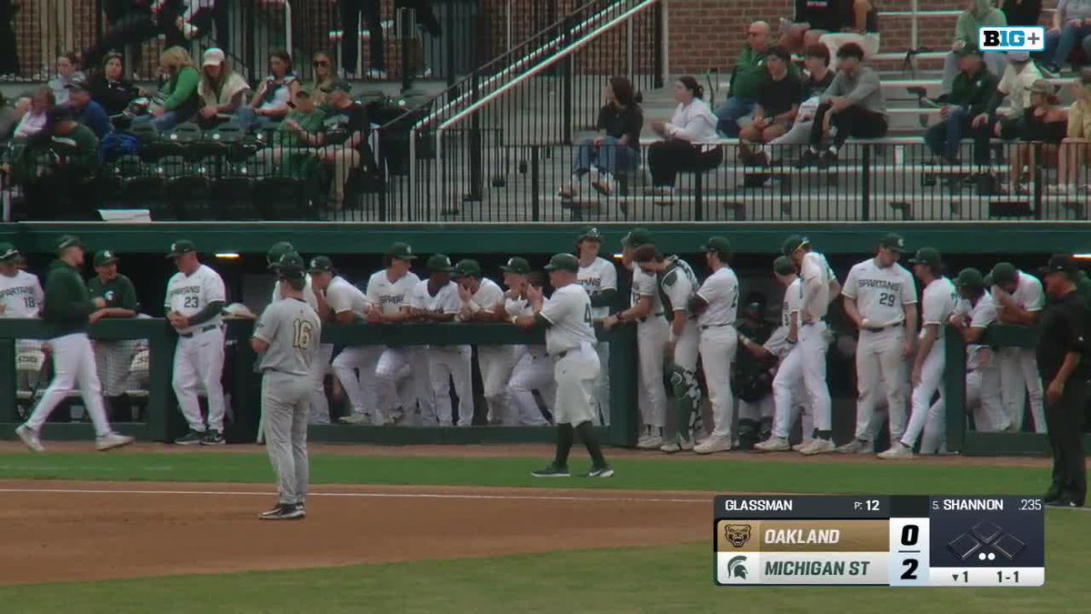 WILL SHANNON WITH HIS FIRST CAREER HOMERUN AS A SPARTAN 💪 MSU 3 Oakland 0 #GoGreen