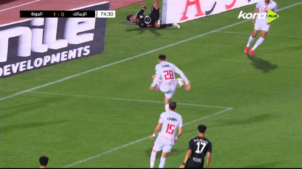 لحظة مطالبة لاعبي الجونة بالحصول على ركلة جزاء أمام الزمالك ⚪️