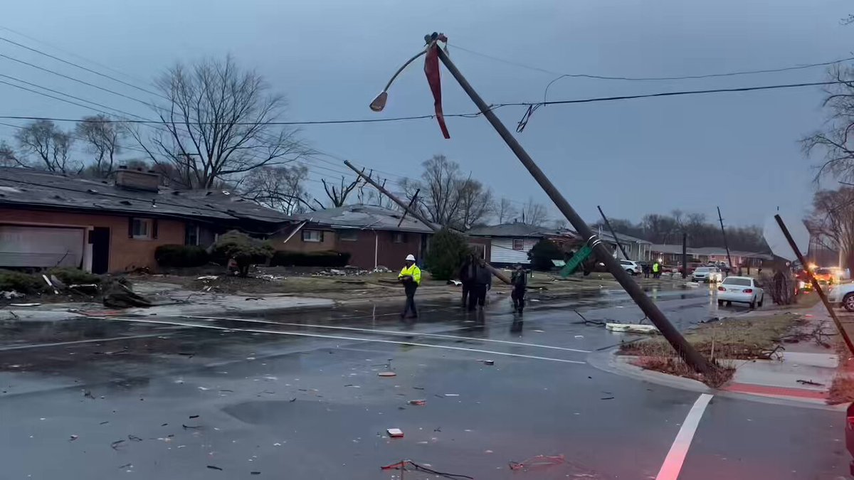 What appears to be possible tornado damage near 21st &amp; Wallace in Gary. Multiple poles snapped, roofs ripped off, and structural damage. NWS Chicago