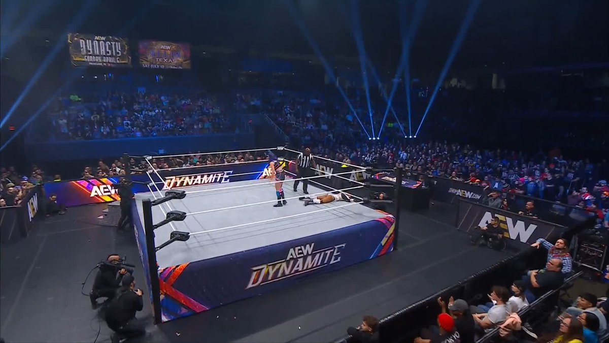 BILLIE, NO! Watch #AEWDynamite LIVE on TBS & Max Mercedes Moné Varnado | BIG Billie Starkz • ビリー・スタークス