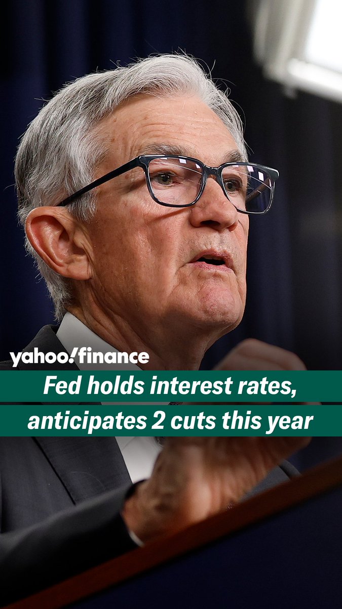 The Federal Reserve decided to maintain the target range for the federal funds rate at 4.25% to 4.5%, anticipating two cuts later this year.