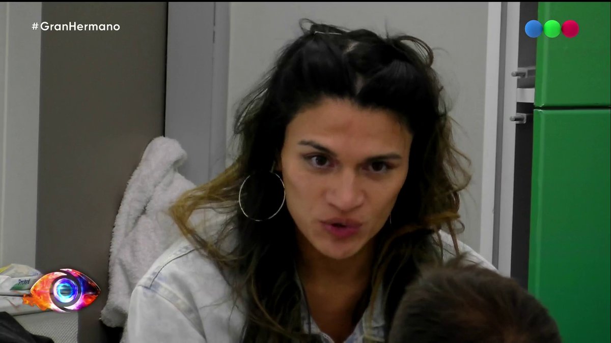 BATI: “luciana no pidió perdon” LUCIANA: “yo pedí disculpas, en el vivo me agarro por sorpresa, no tenes la culpa de haberte sentido así y te vuelvo a pedir disculpas a vos y a tu pareja” #GranHermano