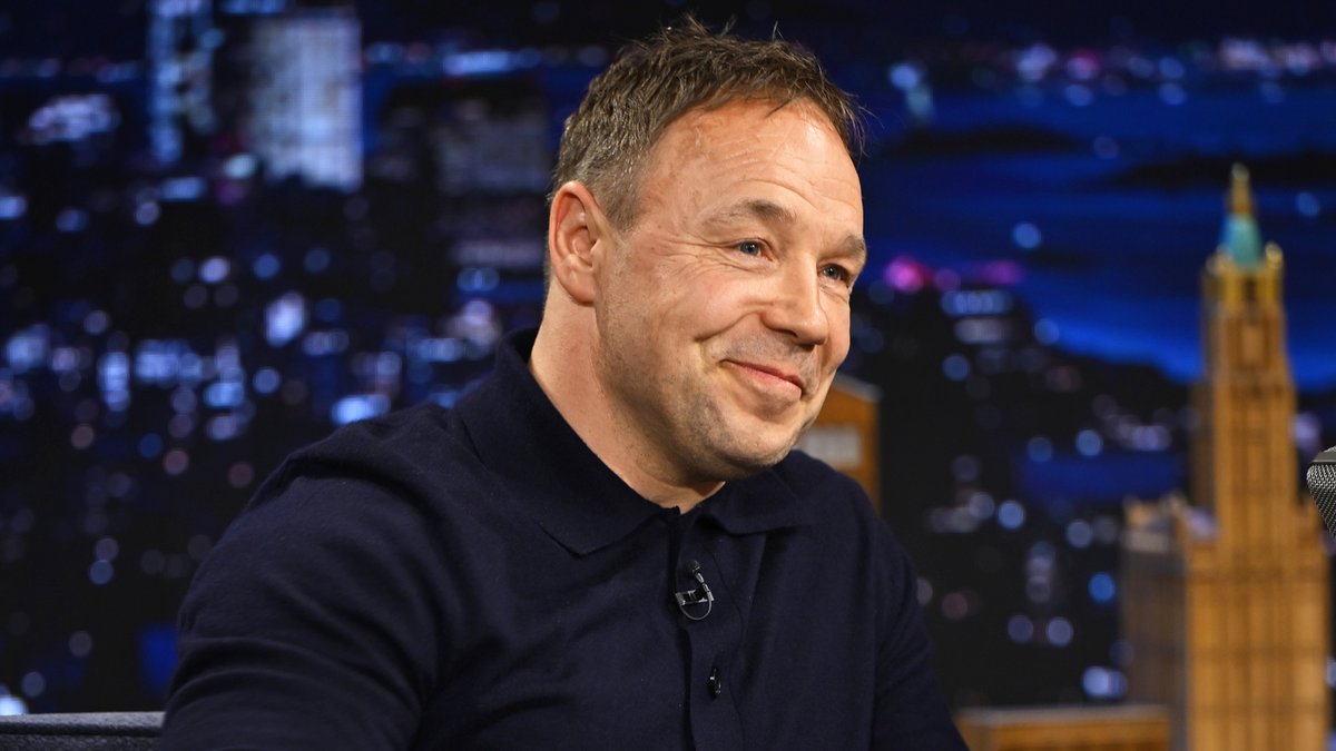 Stephen Graham read stories of young boys killing young girls and took a deep dive into the societal causes while creating Netflix’s #Adolescence. #FallonTonight