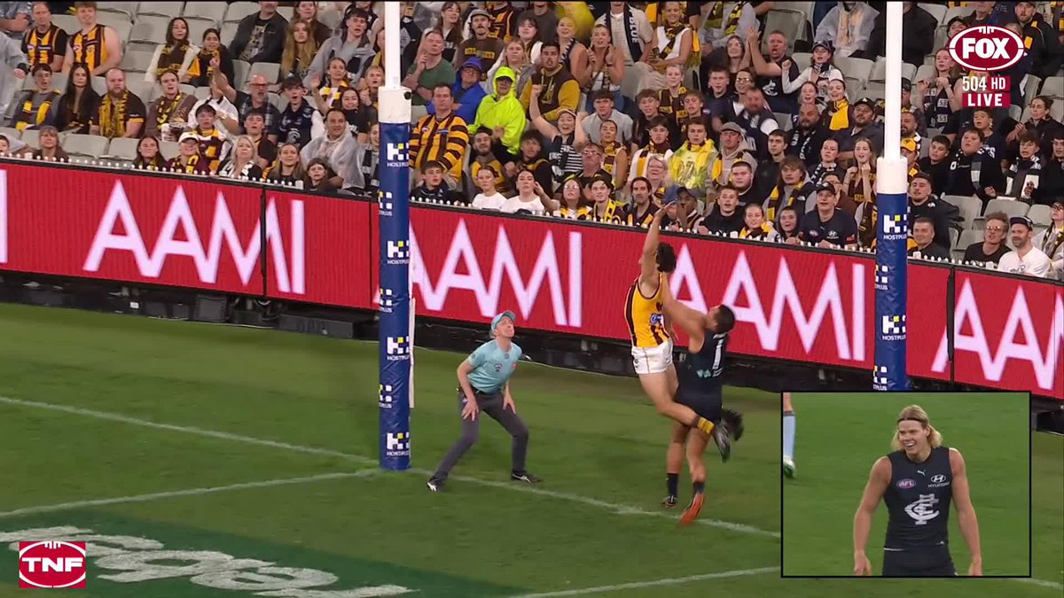 TDK thought he had the Blues first goal of the night... but is denied by a goal line free kick 🚫 Was it the correct call? 📺 Watch #AFLBluesHawks on ch.504 or on Kayo Sports ✍️ BLOG 🔢 MATCH CENTRE