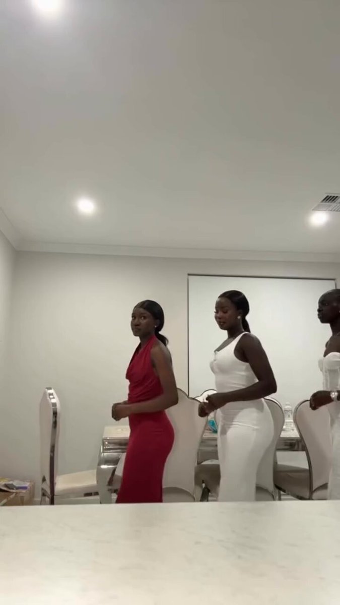 Beautiful South Sudan 🇸🇸 ladies, the African country has the world’s tallest and darkest people on earth.