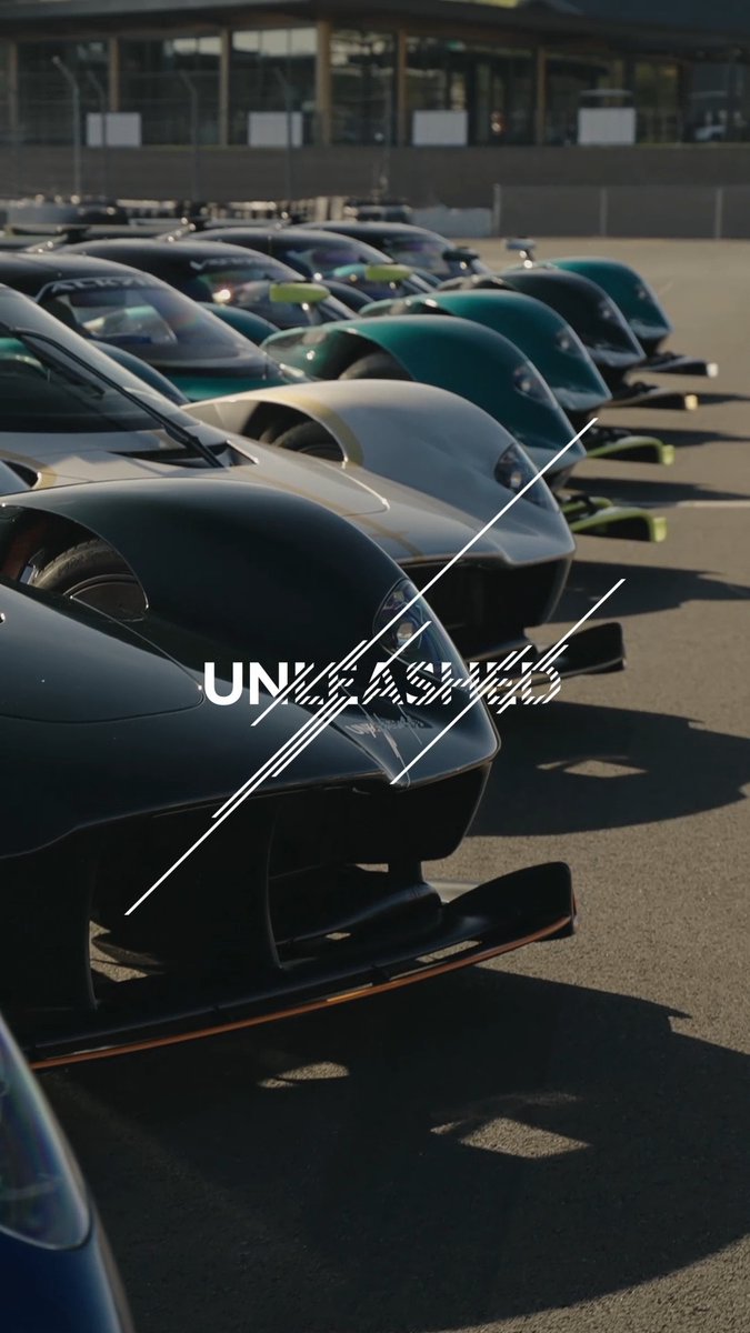The highest expression of track performance. An exhilarating UNLEASHED from the Sonoma circuit in California in February. Discover our next UNLEASHED event: #AstonMartin #UNLEASHED #INTENSITYDRIVEN