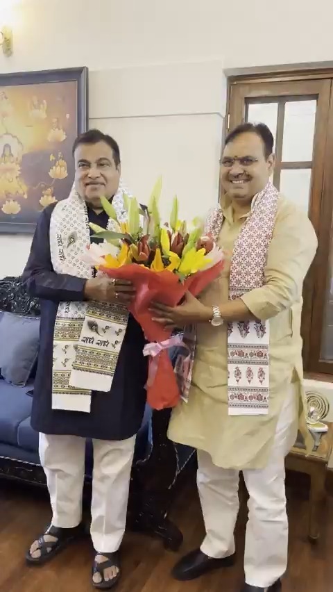 📍नई दिल्ली राजस्थान के मुख्यमंत्री श्री Bhajanlal Sharma जी ने आज नई दिल्ली में भेंट कर अधिकारियों के साथ प्रदेश में चल रही राष्ट्रीय राजमार्ग परियोजनाओं पर चर्चा की। #PragatiKaHighway #GatiShakti