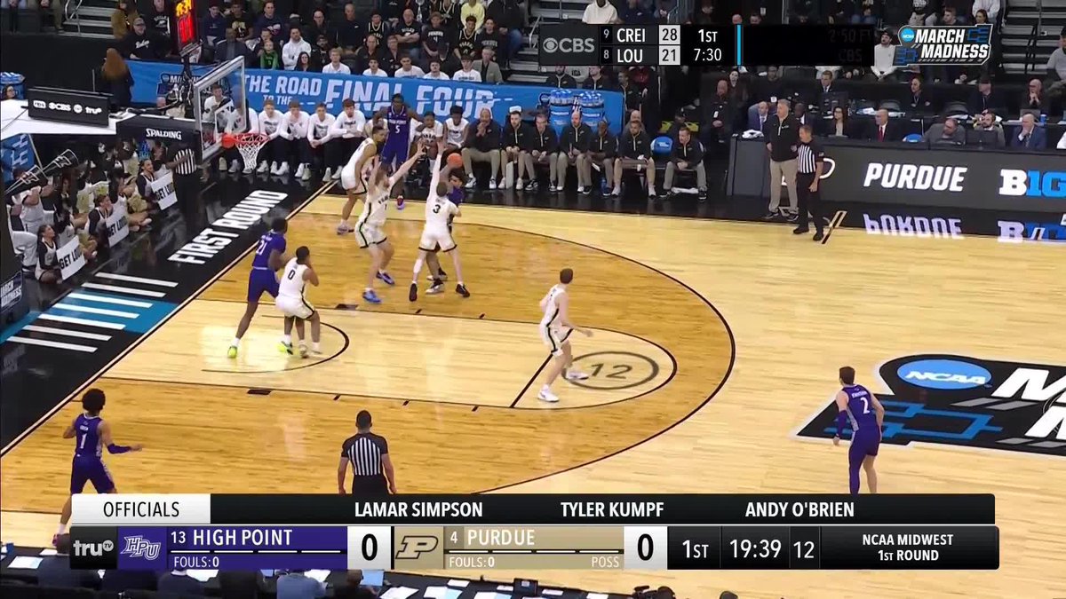 High Point vs Purdue gets cooking right after tip-off with back-to-back triples 👌 #MarchMadness
