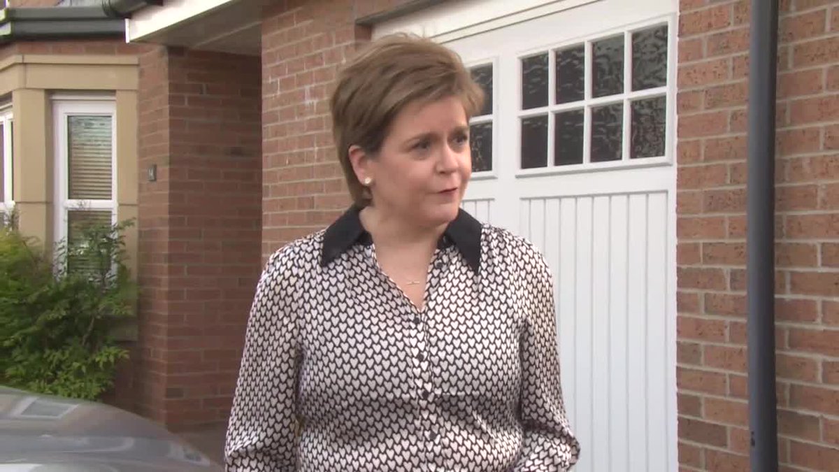 What she meant to say was, no I didn't notice the Electic Jag, Camper Van 50k coffee machine in my Kitchen or any of the other expensive things my husband had bought. Nor did I notice the party funds were missing? 🤦♀️🤔🤔🤷♀️Frankly that's BS..