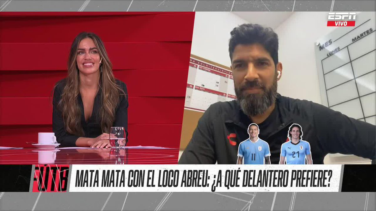 ¿Quién es el mejor delantero para el Loco Abreu? Atención al final Luis Suárez 👀🇺🇾... 📺 #DisneyPlus | #ESPNF3