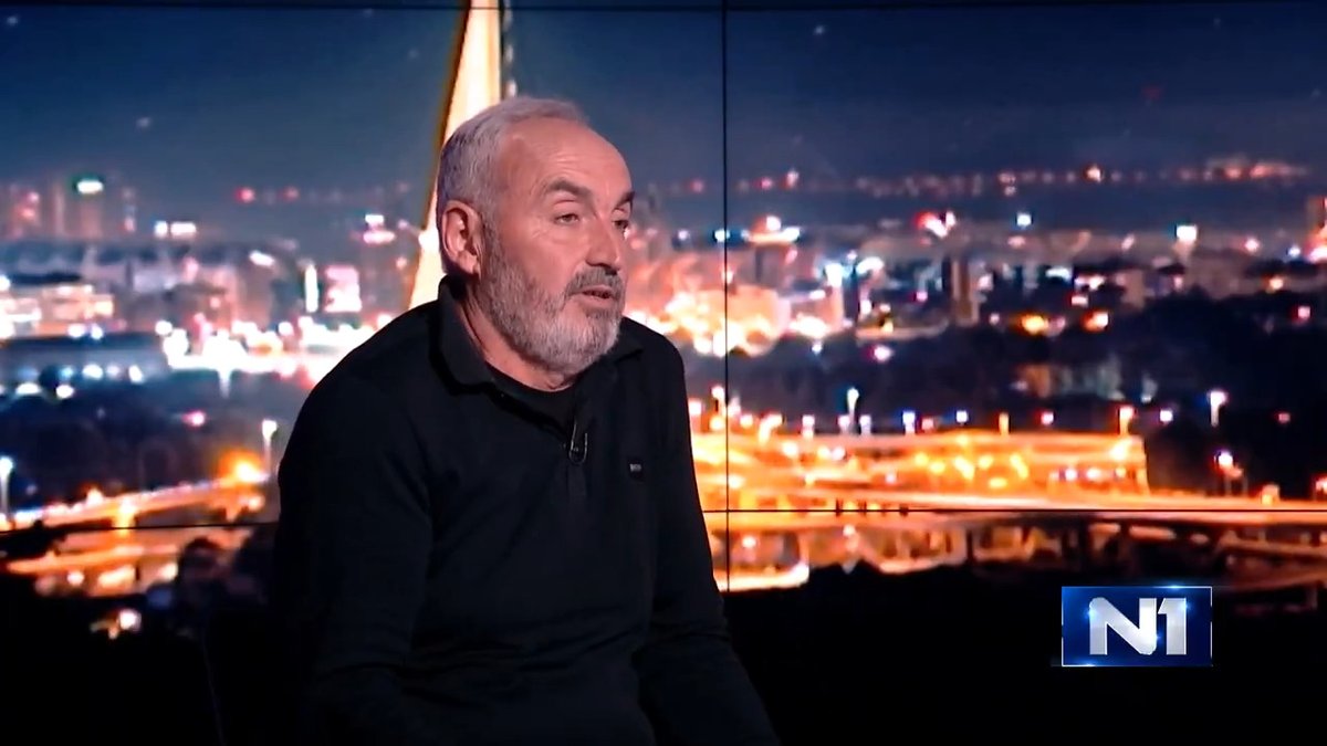 "Boli me zato što su ljudi lažno svedočili, boli me što je pokojni direktor doveo pred sud celu fabriku, da njemu aplaudiraju, a da mene, moju porodicu i mog pokojnog sina 'pljuju'", rekao je Milovan Milivojević, otac Milomira Milivojevića tragično nastradalog u eksploziji u "Namenskoj Milan Blagojević" iz Lučana.