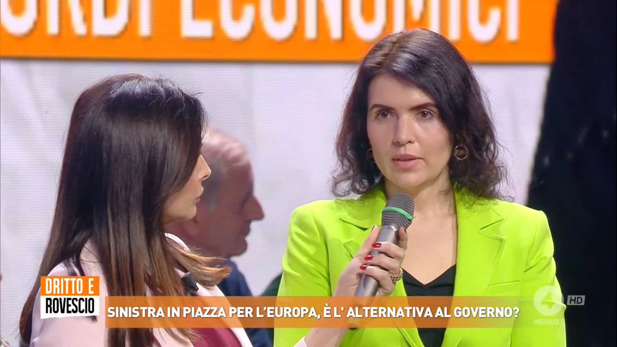 In studio la testimonianza di Daria, rifugiata politica che ha dovuto lasciare la sua vita in Russia perché manifestava contro la guerra: "Il fascismo oggi è in Russia, io ho rischiato il carcere per aver manifestato contro Putin" Ora a #DrittoeRovescio in diretta su #Rete4