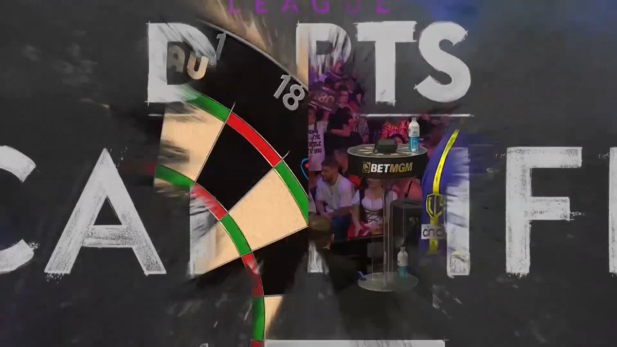 LUKE LITTLER HITS THE NINE DARTER! 🚨 What a moment! Luke Littler joins the nine-dart club in the Premier League this year, as he pins the nine-darter in the fourth leg of this final and now leads 3-1! 📺 #PLDarts25