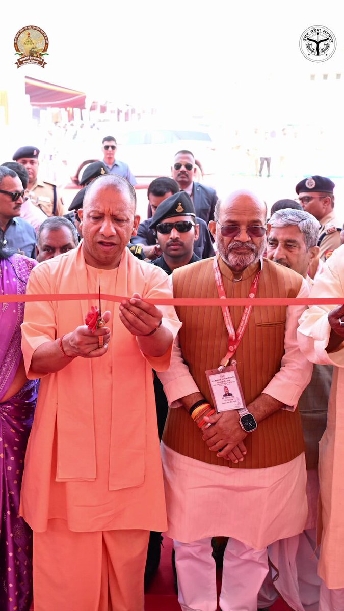 हर तहसील में फायर स्टेशन की भी स्थापना हो... प्रदेश सरकार समाज के हर तबके को बिना भेदभाव शासन की योजनाओं से जोड़ना चाहती है... : #UPCM श्री Yogi Adityanath जी #NayeBharatKaNayaUP