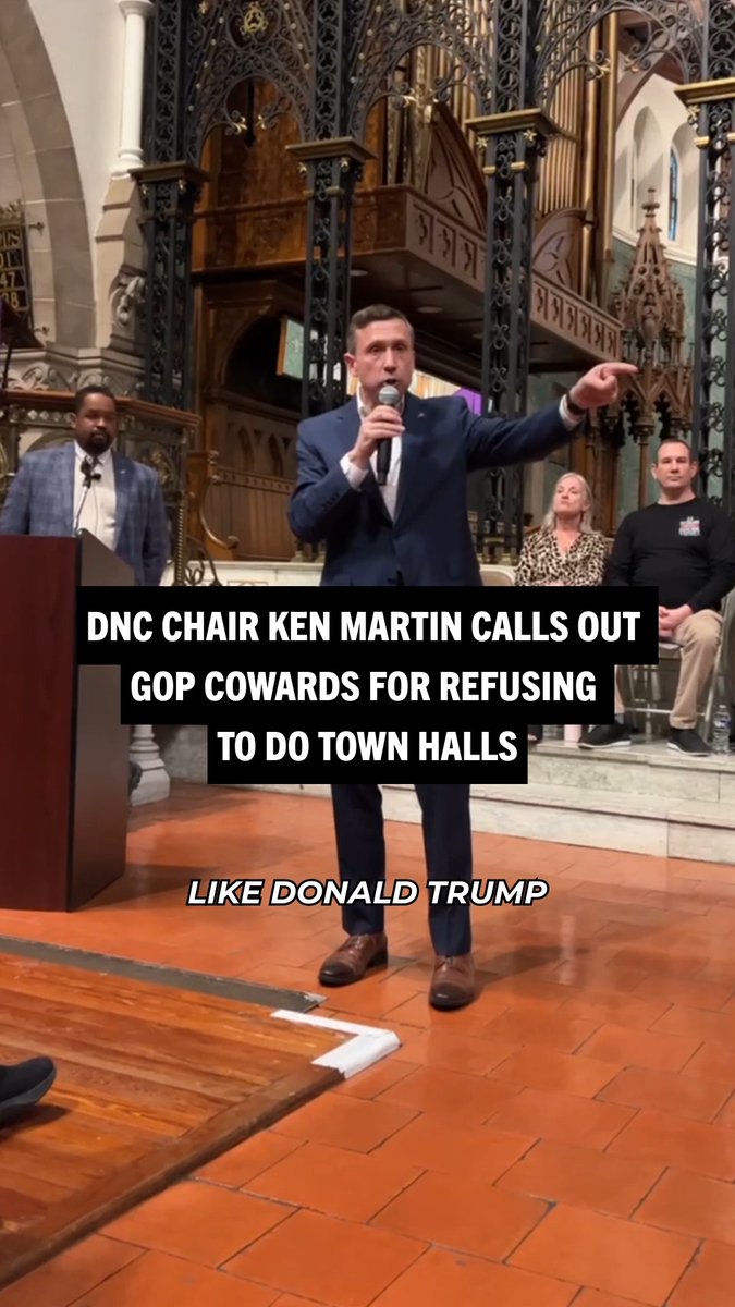 DNC Chair @KenMartin73 shows up at packed town hall to call out GOP congressman who refused to attend