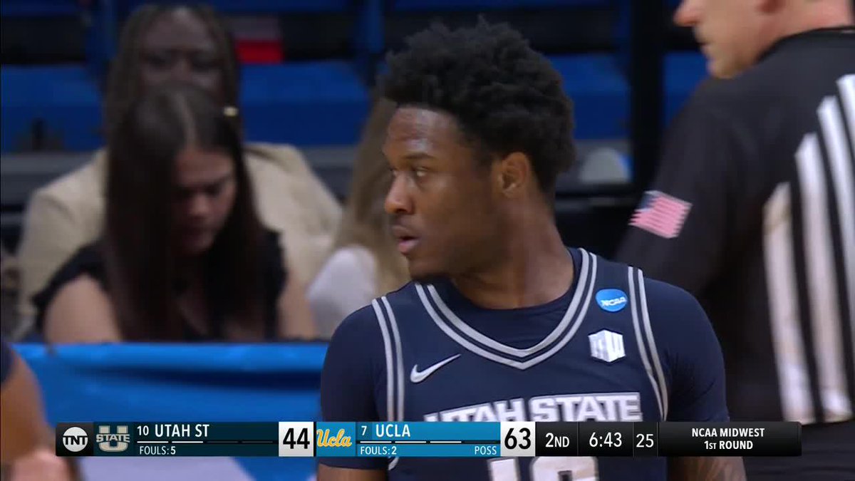 Deyton Albury with the strong finish 💪 Utah St fighting to close the gap