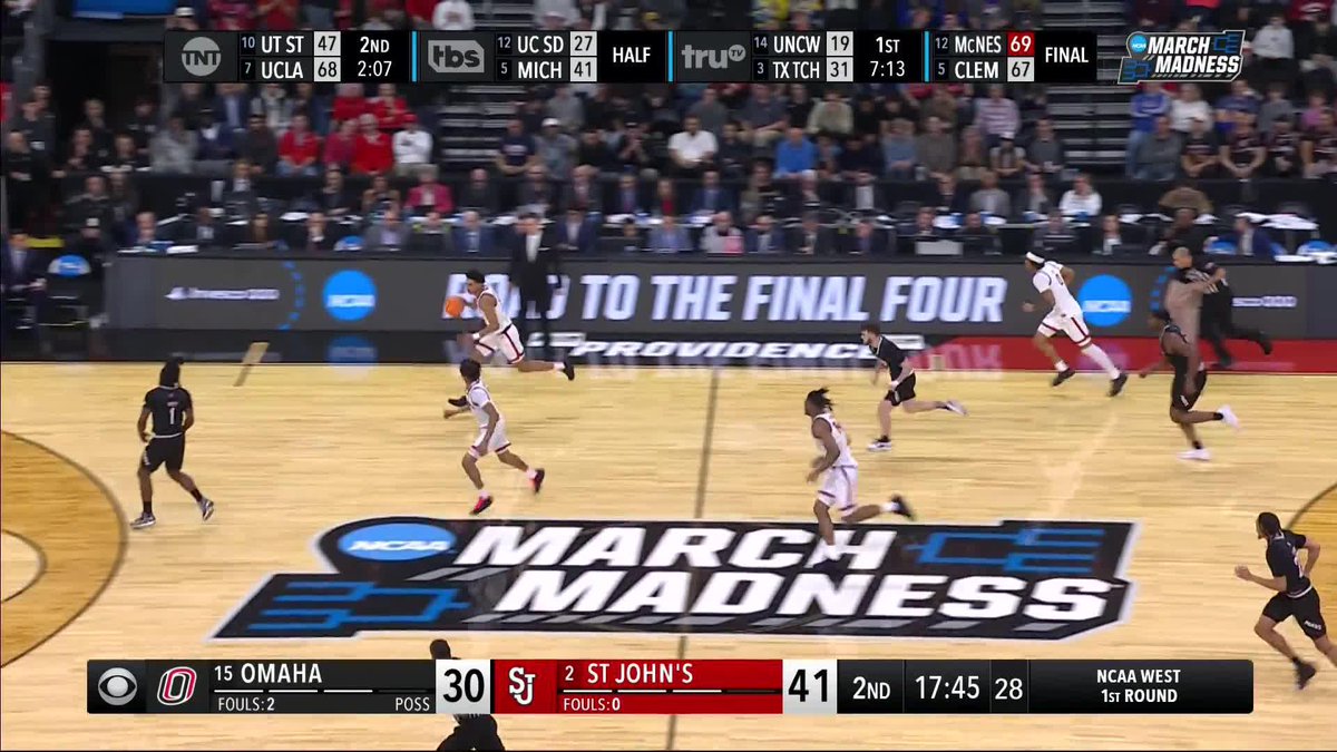 THE RED STORM ARE FLYING ✈️ #MarchMadness St. John's Men’s Basketball