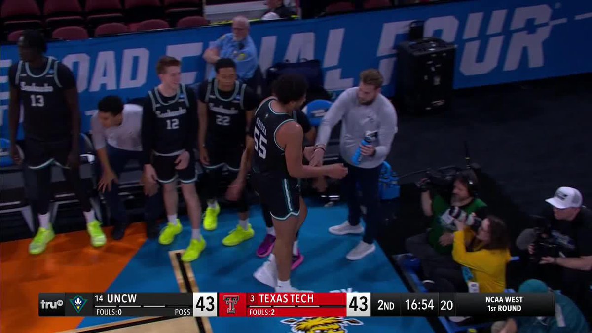 UNC Wilmington ties it up with Texas Tech 👀