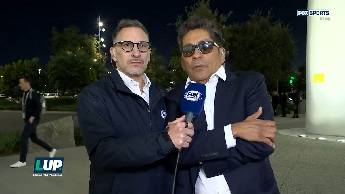"YO CREO QUE EL VASCO HIZO LO CORRECTO" 👏 Jorge Campos y Chaco Gimenez aplaudieron que Santi y Raúl hayan iniciado ante Canadá. #LUP